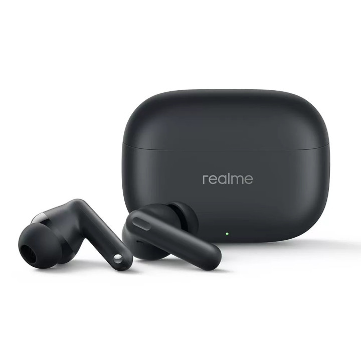 Boîtier de charge fermé des Realme Buds T310 et ses deux écouteurs posés devant