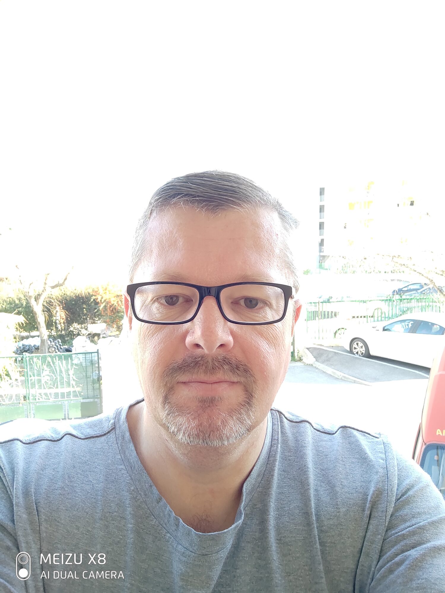 Selfie en contre jour